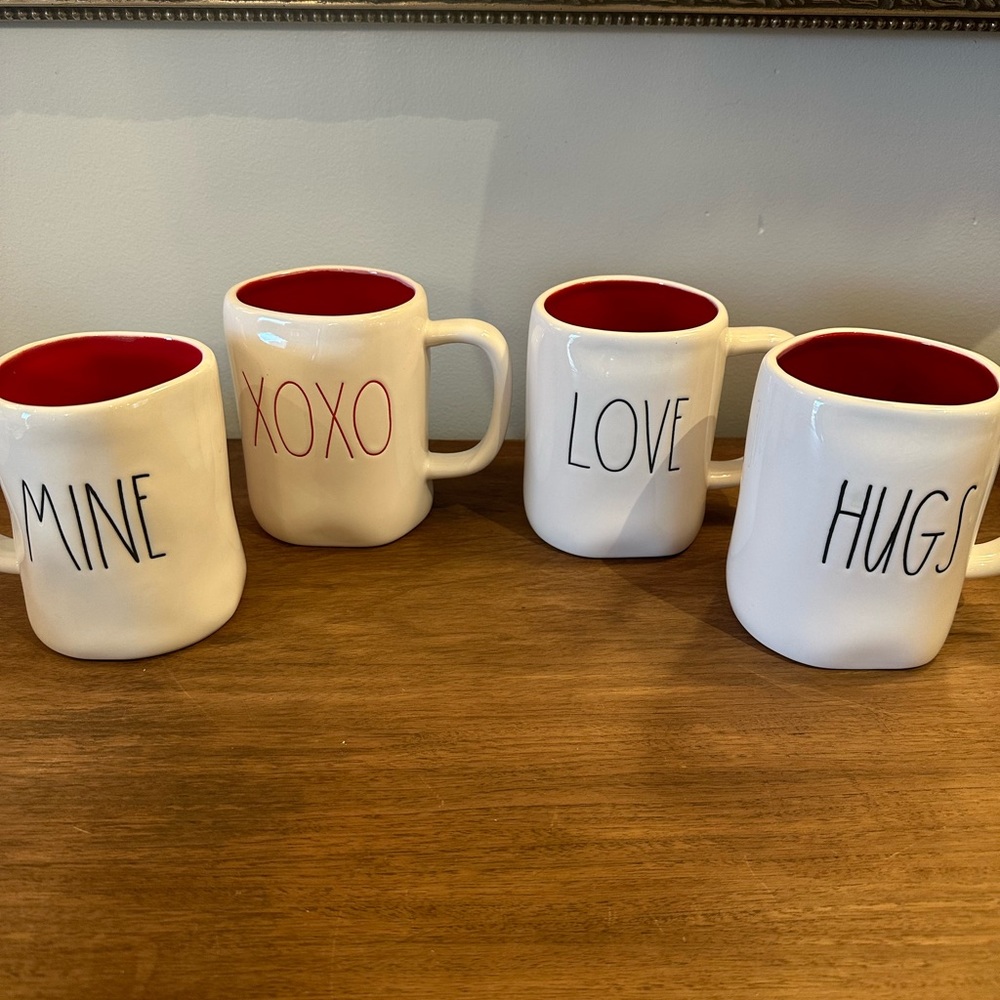 4 Ray Dunn mugs Love Be Mine Hugs XOXO